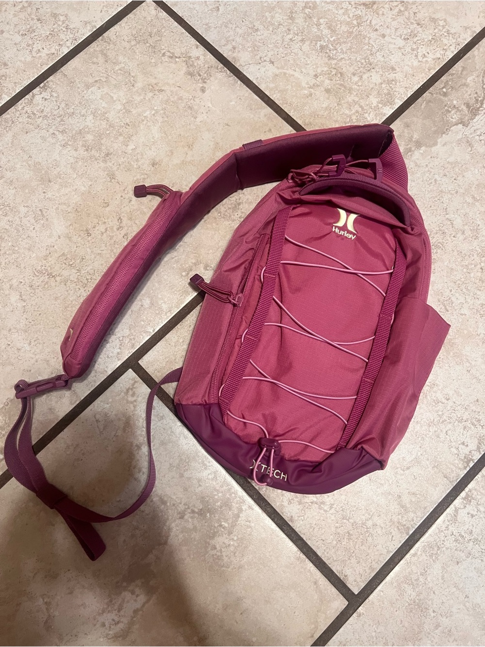 NWOT Hurley Cross Body Sling Bag - Mauve Colored
